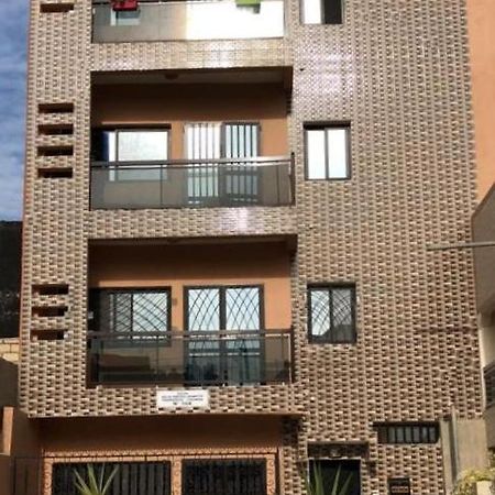 Appartement Spacieux Chez Keur Matou - F2 דקר מראה חיצוני תמונה