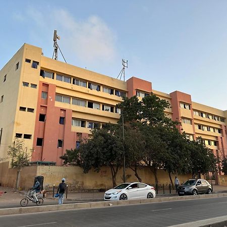 Appartement Spacieux Chez Keur Matou - F2 דקר מראה חיצוני תמונה