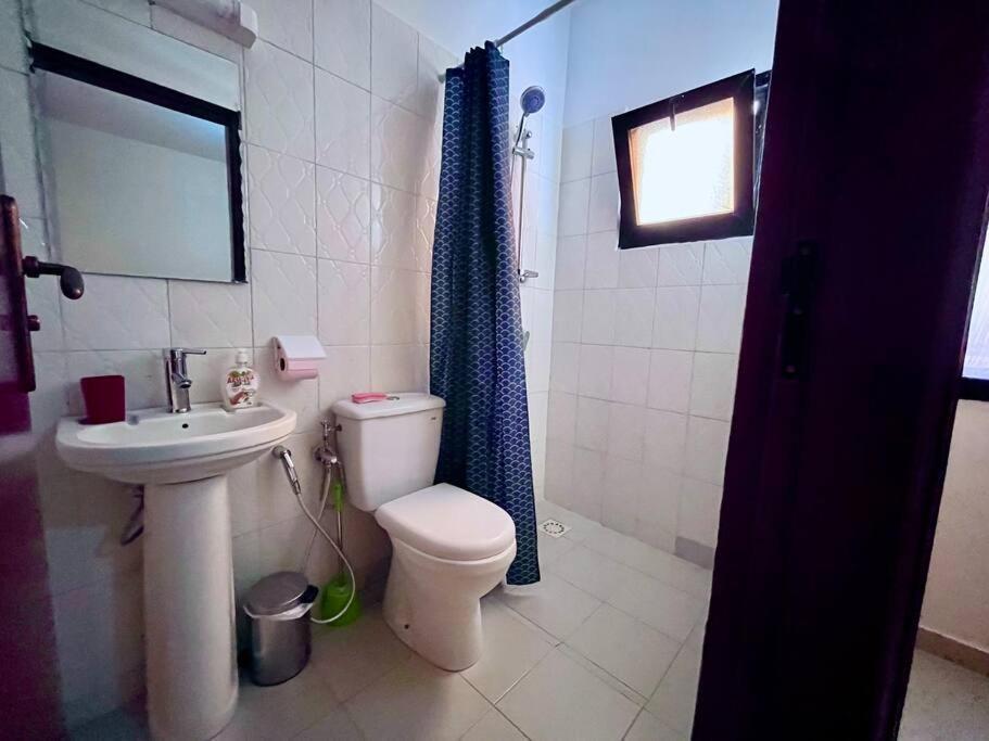 Appartement Spacieux Chez Keur Matou - F2 דקר מראה חיצוני תמונה
