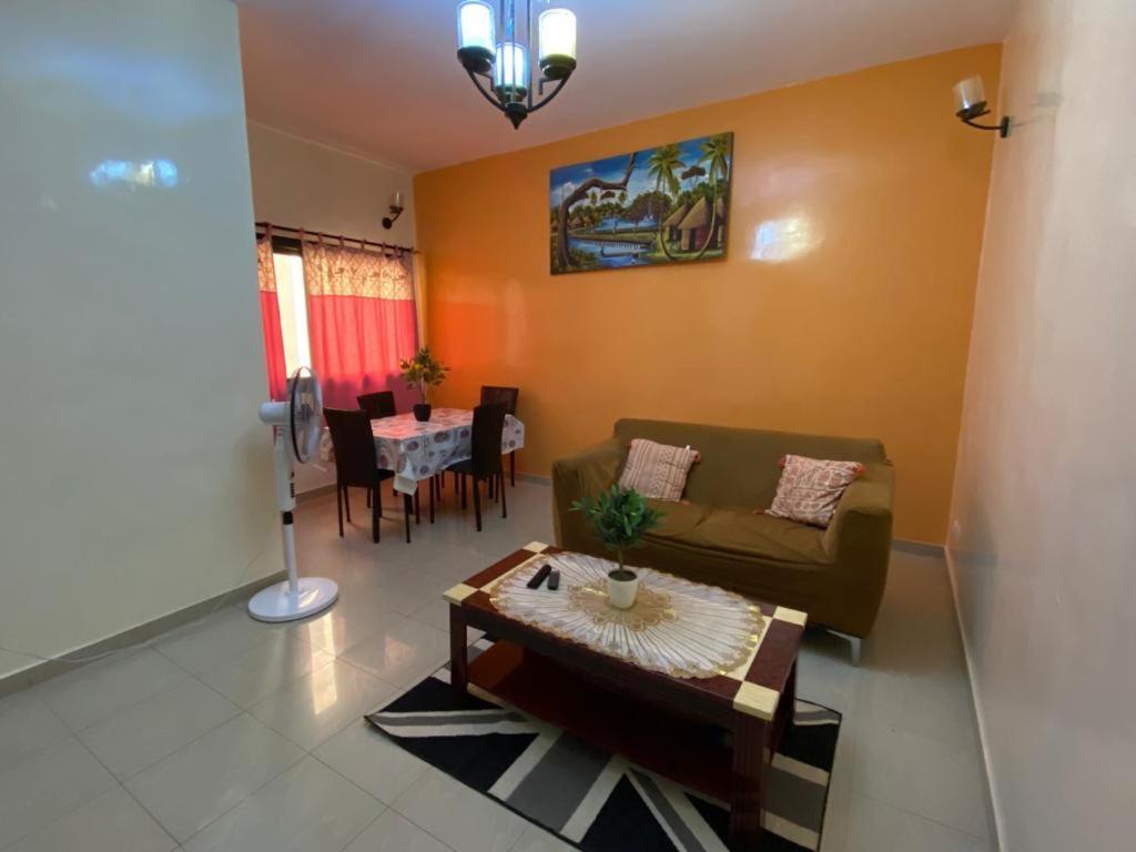 Appartement Spacieux Chez Keur Matou - F2 דקר מראה חיצוני תמונה